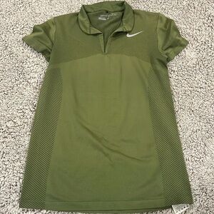 Green Nike golf polo